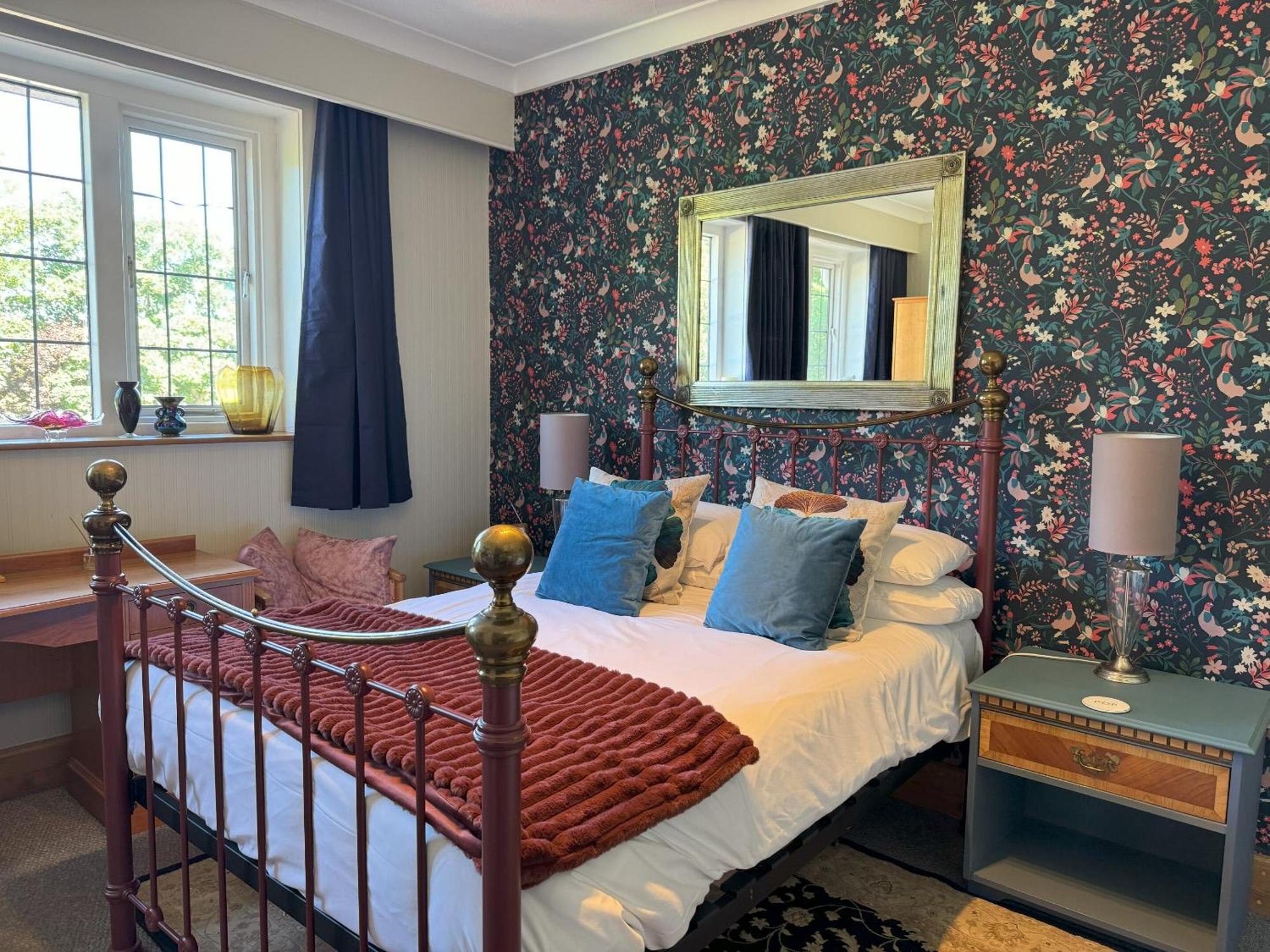 Knights Court 3* Great Yarmouth